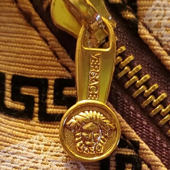 SOLD Authentic Vintage snakeskin Versace bag - Picture 5 of 13